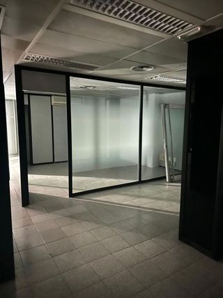 Local comercial en venta en La Prosperitat en Barcelona