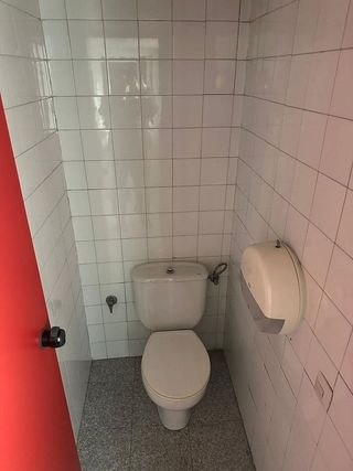 Local comercial en venta en La Prosperitat en Barcelona