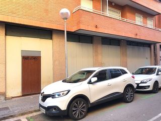 Local comercial en venta en La Prosperitat en Barcelona