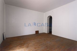 Local comercial en venta en La Sagrada Família en Barcelona