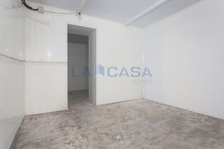 Local comercial en venta en La Sagrada Família en Barcelona
