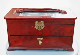 ANTIGUO JOYERO CHINO