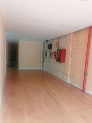 Nave industrial en venta en Montigalà -Sant Crist en Badalona