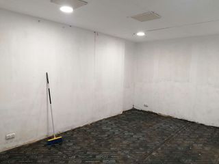 Nave industrial en venta en Montigalà -Sant Crist en Badalona