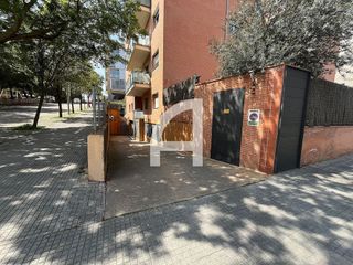 Garaje en venta en Can Mates - Volpelleres en Sant Cugat del Vallès