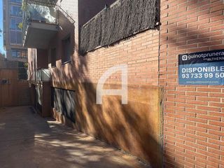 Garaje en venta en Can Mates - Volpelleres en Sant Cugat del Vallès