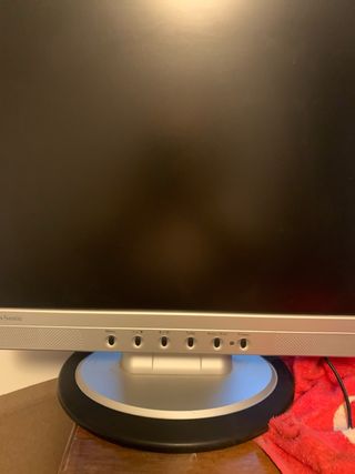 Monitor ViewSonic VT700