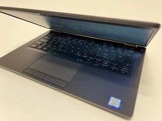Dell Latitude 5300 Core i5 Windows 11 Pro