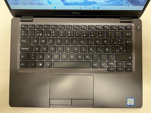 Dell Latitude 5300 Core i5 Windows 11 Pro