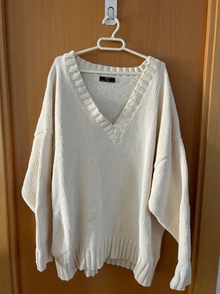 Jersey Bershka Oversize Beige