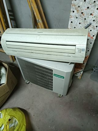 4 Aires acondicionados
