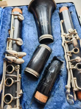 Clarinete Buffet E11