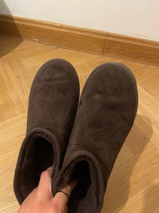 Botas tipo UGG marrones