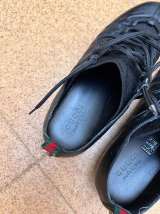Scarpe nere Gucci