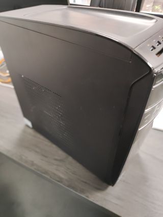 PC ASUS CM6870 y Monitor LG 24MK430