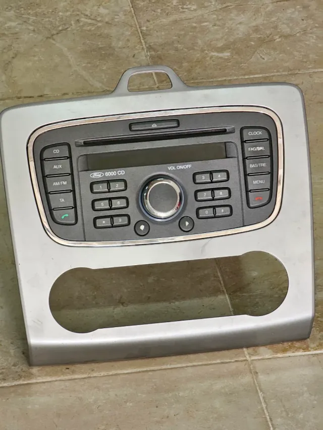 Radio CD Ford 6000