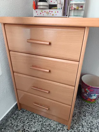 Escritorio madera con cajonera