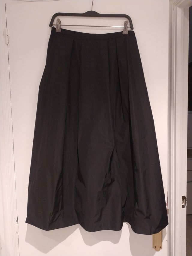 Falda Maxi Negra cremallera.