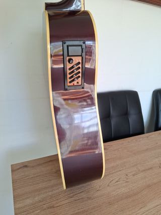 Guitarra acústica Baltimore