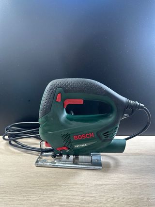 Sierra de calar Bosch PST 700 E