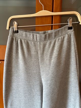 Pantalón Zara Talla S Gris