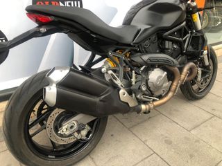 DUCATI MONSTER 821 DARK
