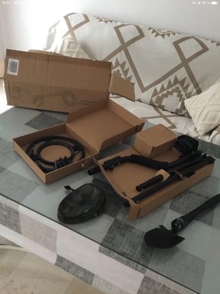 Detector de metales y pala plegable