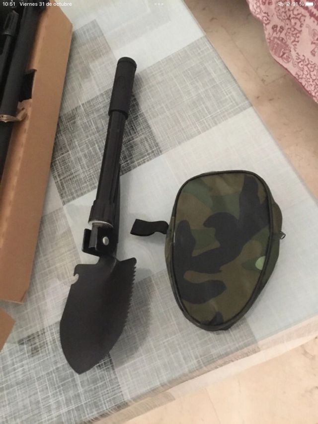 Detector de metales y pala plegable