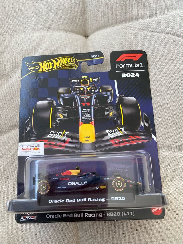 Hot Wheels Premium Oracle Red Bull RB20