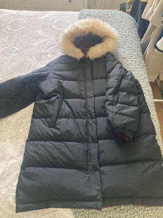Abrigo reversible Zara negro interior pluma