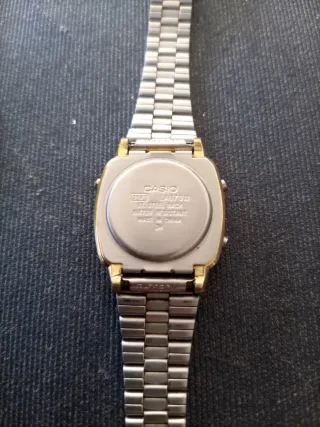 Relojes: Casio LA-670W, Casio LA-11W y  Lotus 7776