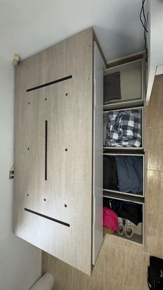 Cama individual con cama supletoria con cajones