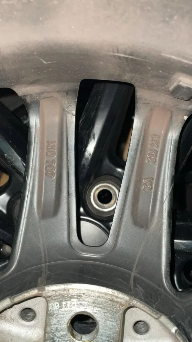 Llantas 17 con gomas Bridgestone