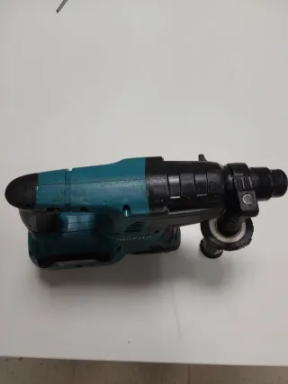 TALADRO MAKITA PERCUTOR CINCELADOR DHR263