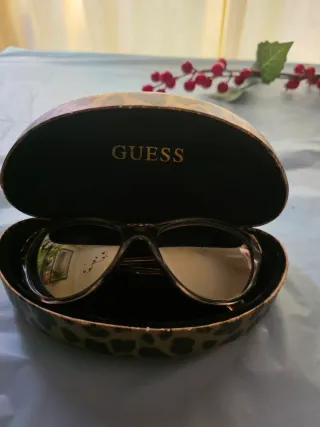 Gafas de sol Guess leopardo
