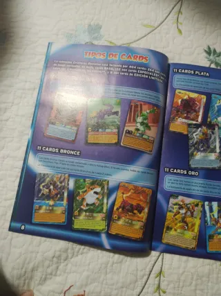 Lote cromos y álbumes fútbol y otros. 5€ lote