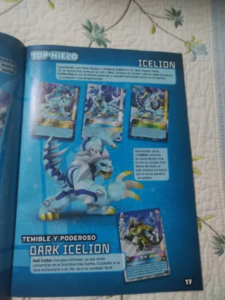 Lote cromos y álbumes fútbol y otros. 5€ lote