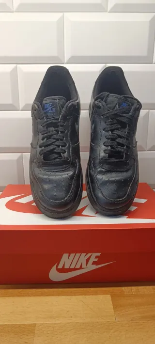 Nike Air Force 1 Negras y Azules