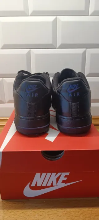 Nike Air Force 1 Negras y Azules