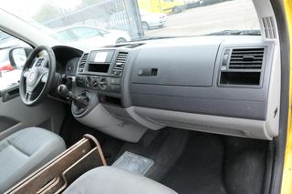 Volkswagen Transporter T5 2011