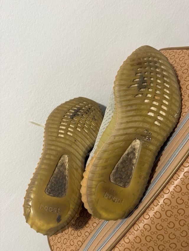 Adidas Yeezy Beige/Rosa