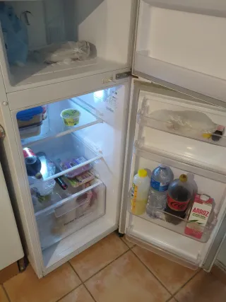 Nevera blanca Daewoo