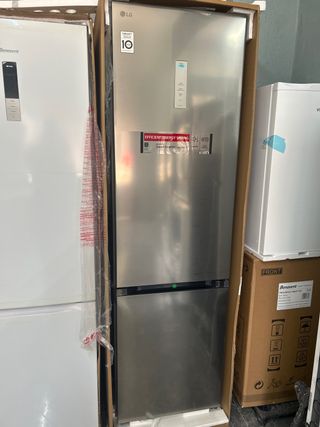 Nevera LG 203 cm ThinQ nueva