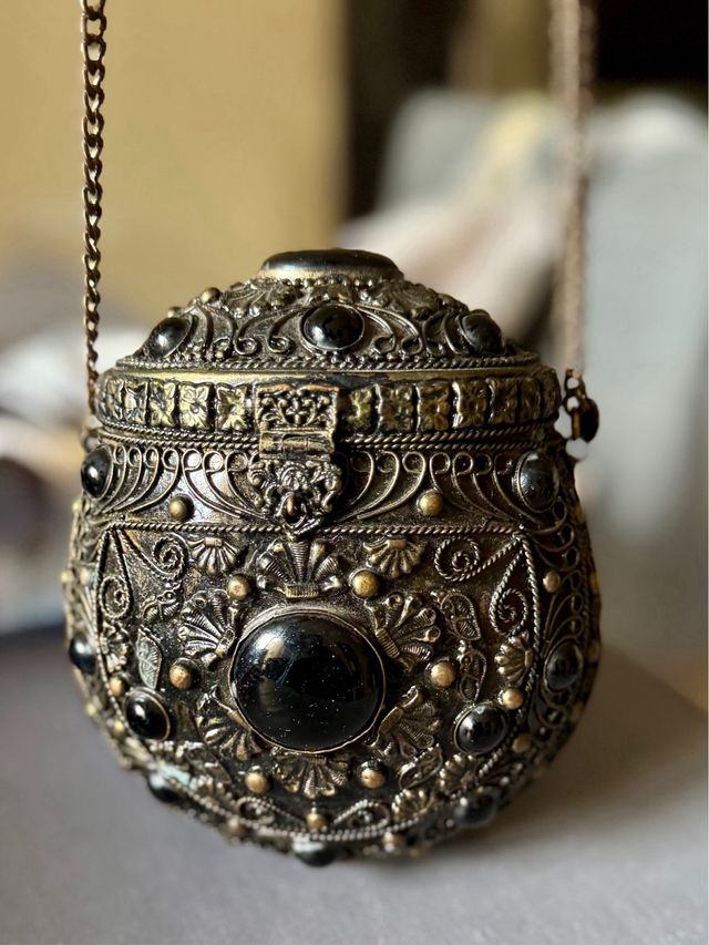 Bolso Rígido Ceremonia Dorado