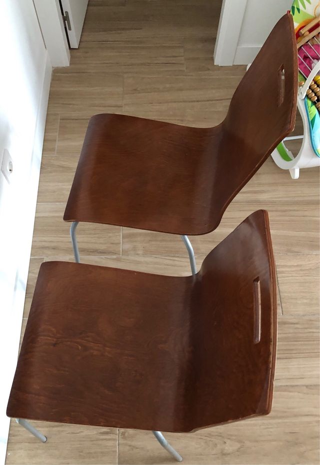 Sillas de salón madera y metal (2 unidades)