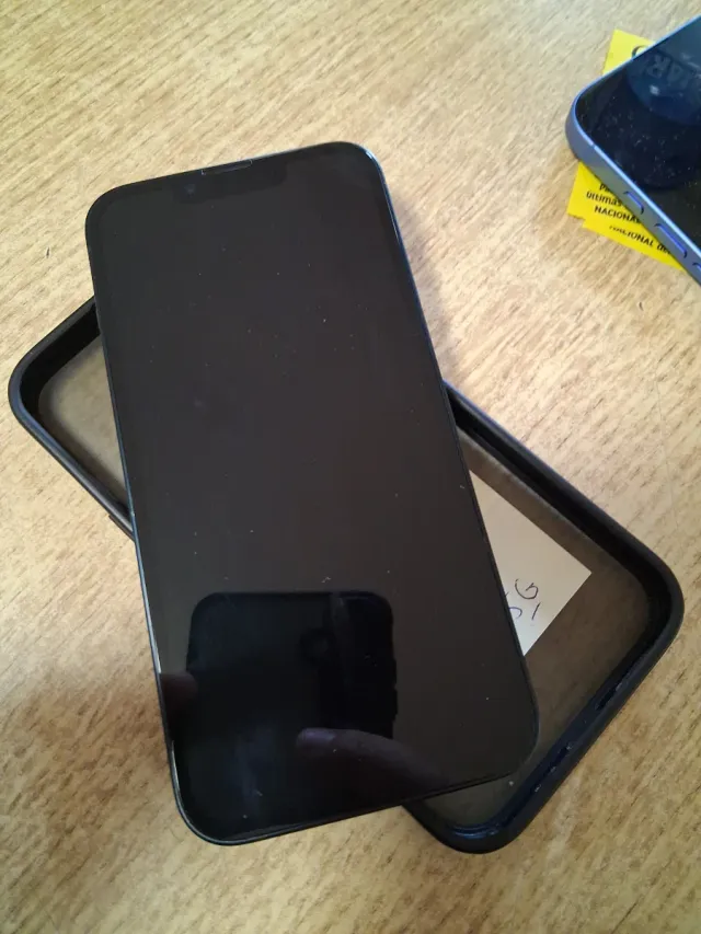 iPhone 13 128GB Negro