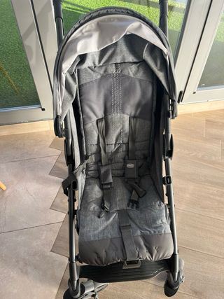 Silla de paseo Chicco gris
