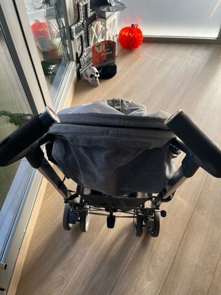 Silla de paseo Chicco gris