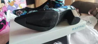 Bolso de fiesta Marypaz bordado, con zapatos a jue