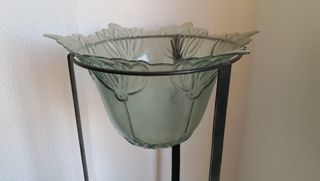 Macetero de pie forja y cristal